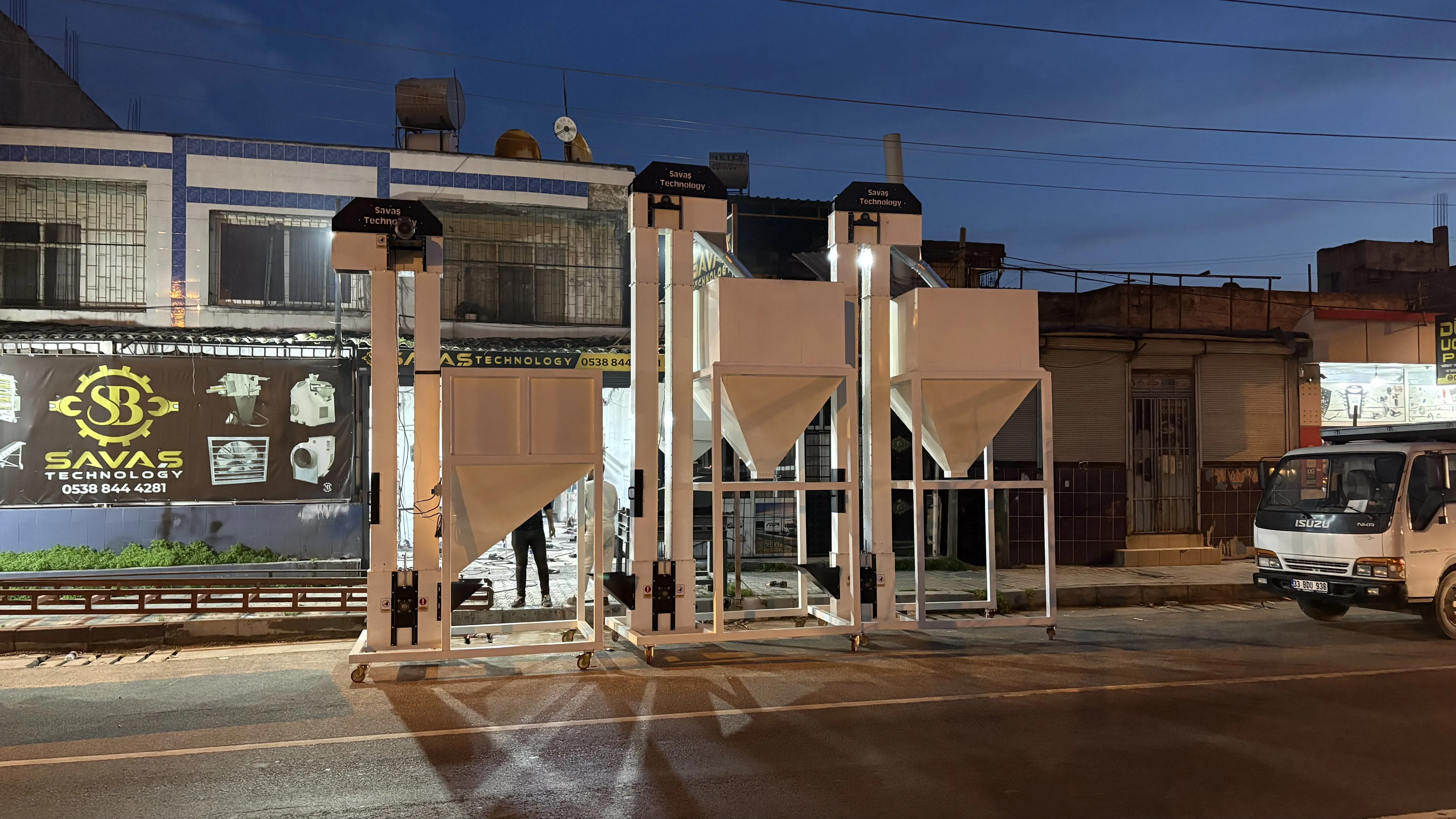 Elevatörlü Dolum Bunkerleri 